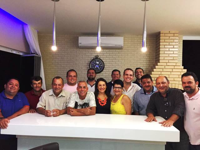 Céia Ferreira e  Léo Bragatto reuniram com vereadores eleitos na ultima sexta feira (21)