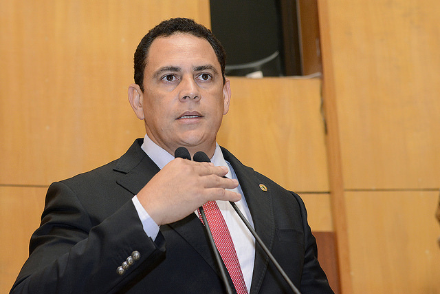Deputado Da Vitória pede a substituição do Secretário de Segurança André Garcia