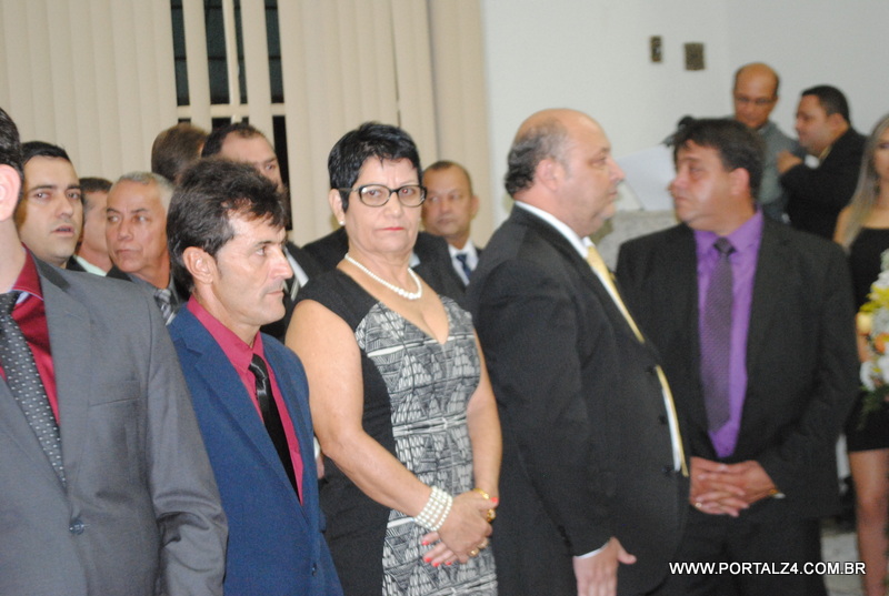 SESSÃO SOLENE DE ENTREGA DE TÍTULOS DE CIDADÃOS GABRIELENSE ACONTECEU NESTA QUINTA FEIRA (11)