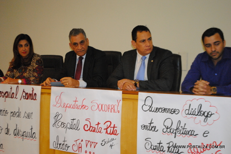 Deputados receberam os funcionários do Hospital Santa Rita na Assembleia Legislativa nesta quarta feira