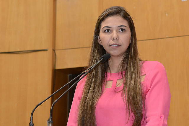 Vereadora Larissa de São Domingos do Norte faz pronunciamento na Assembleia Legislativa