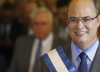 Wilson Witzel prorroga isolamento social no RJ por mais 15 dias
