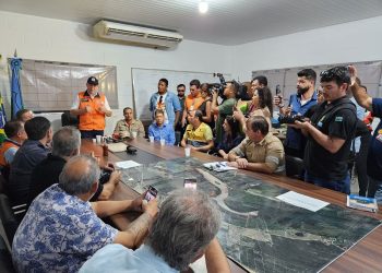 Governador visita municípios atingidos pelas fortes chuvas no norte do Estado
