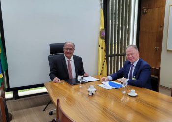 Casagrande se reúne com vice-presidente da República