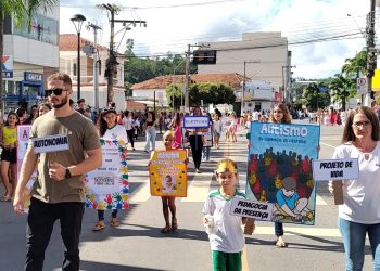 Desfile Cívico abre as comemorações de aniversário de 60 anos de São Gabriel da Palha