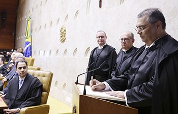 Flávio Dino toma posse como ministro do STF