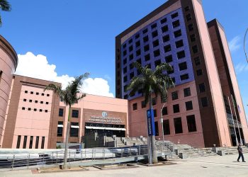Assembleia Legislativa aprova contas do governador Renato Casagrande referentes a 2023