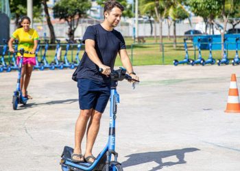​Pontos turísticos e orla têm acréscimo na frota de patinetes e bikes elétricas