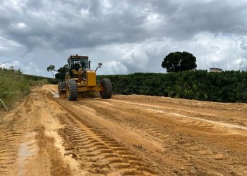 Prefeitura de São Gabriel da Palha intensifica recuperação de estradas e garante avanços significativos para a população