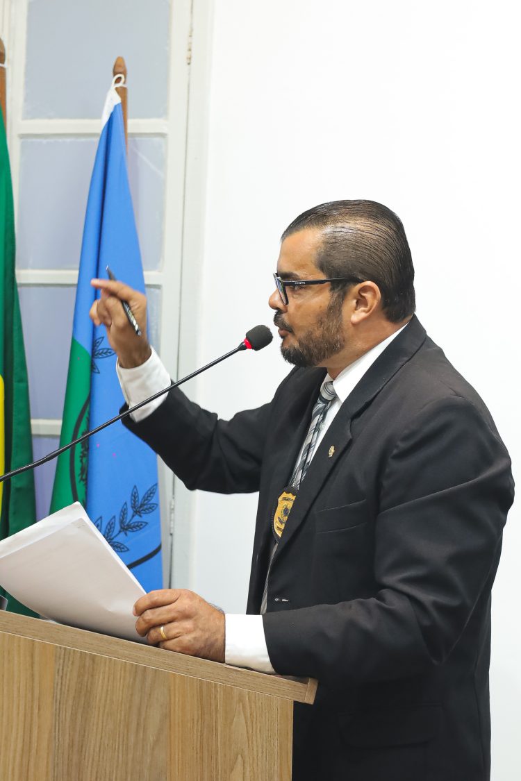 Vereadores de São Mateus debatem sobre direitos dos pescadores, educação pública e investimentos urbanos na12ª Sessão da Câmara