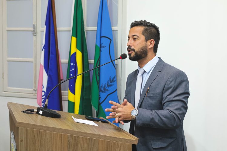 Vereadores de São Mateus debatem sobre direitos dos pescadores, educação pública e investimentos urbanos na12ª Sessão da Câmara