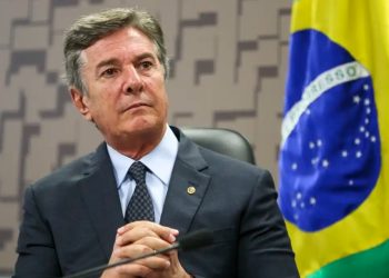 Moraes manda prender ex-presidente Fernando Collor