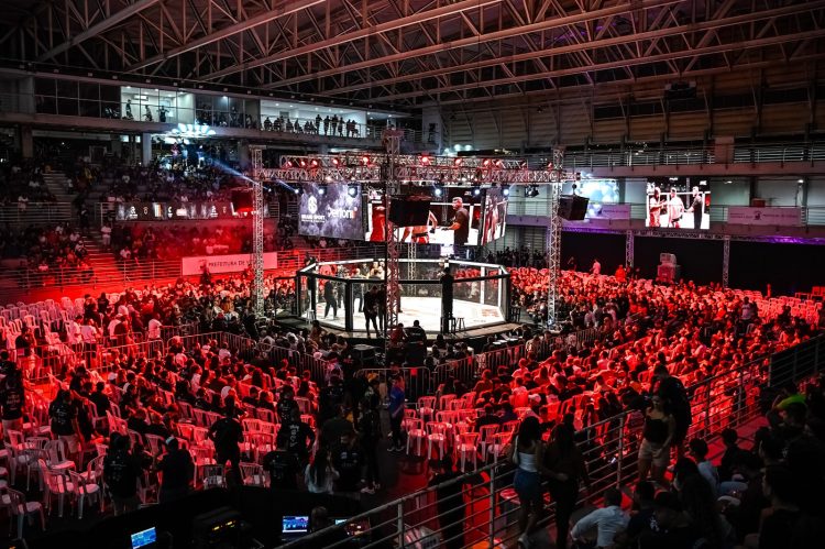 Recorde de Público no Ginásio Tancredão para assistir a grandes lutas de MMA