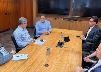 Reunião para discutir investimento bilionário da ArcelorMittal