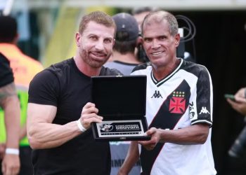 Ídolo do Vasco, Geovani Silva segue internado em estado grave e família pede orações