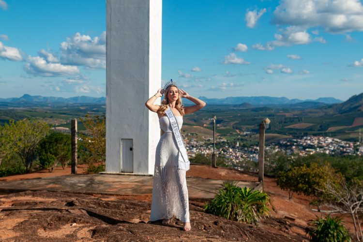 Mayara Melanes, Miss Vila Valério 2025, será um dos destaques da Feira dos Municípios do ES