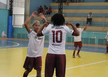 Jaguaré realiza competições esportivas durante as férias escolares