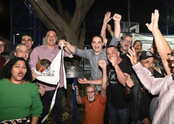 Comunidade de Jucutuquara recebe praça requalificada com direito a festa