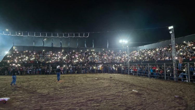 Águia Branca celebra seus 37 anos de emancipação com shows, rodeio e muita emoção