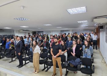 Sessão Solene em Linhares reforça o protagonismo jovem no Dia Nacional da Juventude