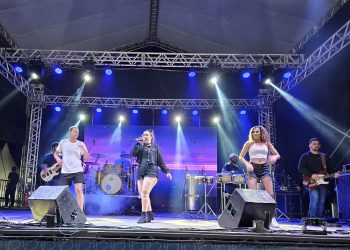 Dayane Oliveira: talento capixaba que viralizou na internet se prepara para lançar single sertanejo em 2025