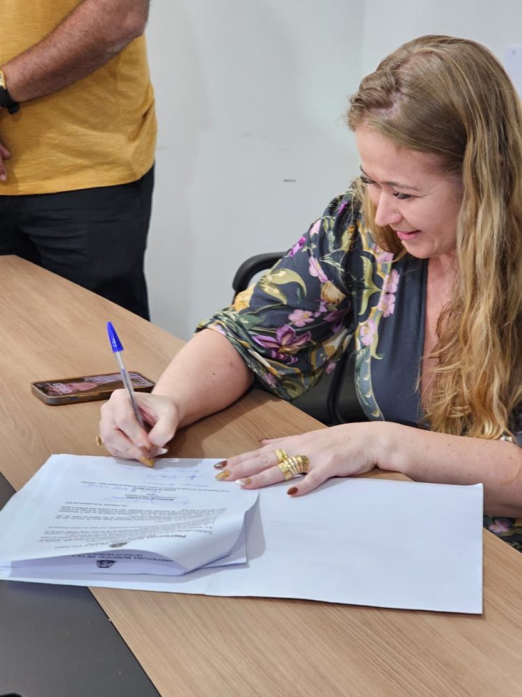 Vila Valério firma parceria para beneficiar 19 famílias com construção de casas na zona rural