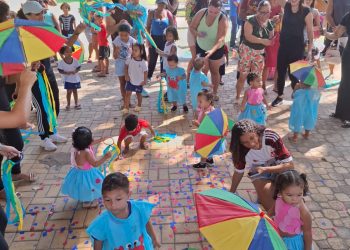 Festa da Família une a comunidade escolar no Cmei Sophia Musengny Loureiro em Vitória