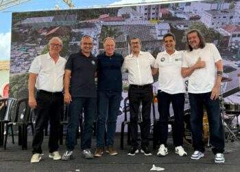 Gesto histórico: Prefeito Marcus Batista une passado e presente em reconhecimento pela Medicina da UFES em São Mateus