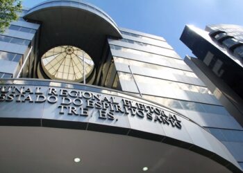 Relator adia julgamento de recurso eleitoral do prefeito Tiago Rocha no TRE-ES