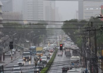 ALERTA de chuvas intensas para 53 cidades do ES