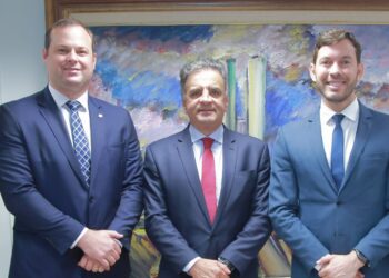 Aécio Neves chancela pré-candidatura de Arnaldinho pelo PSDB ao Governo do Estado