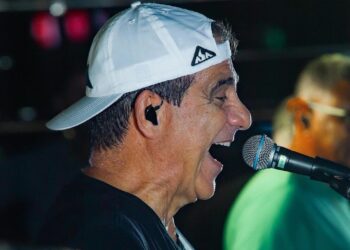 Com show em Guriri, Durval Lelys promete agitar o balneário neste fim de semana
