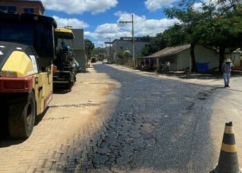 Ano de 2026 já começa com obras de pavimentação asfáltica em Barra de São Francisco