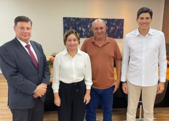 Mazinho dos Anjos participa de reunião no TJES e destaca avanços para comarcas do interior