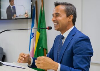 Prefeito Lucas Scaramussa e secretários municipais participam de cerimônia de abertura dos trabalhos legislativos