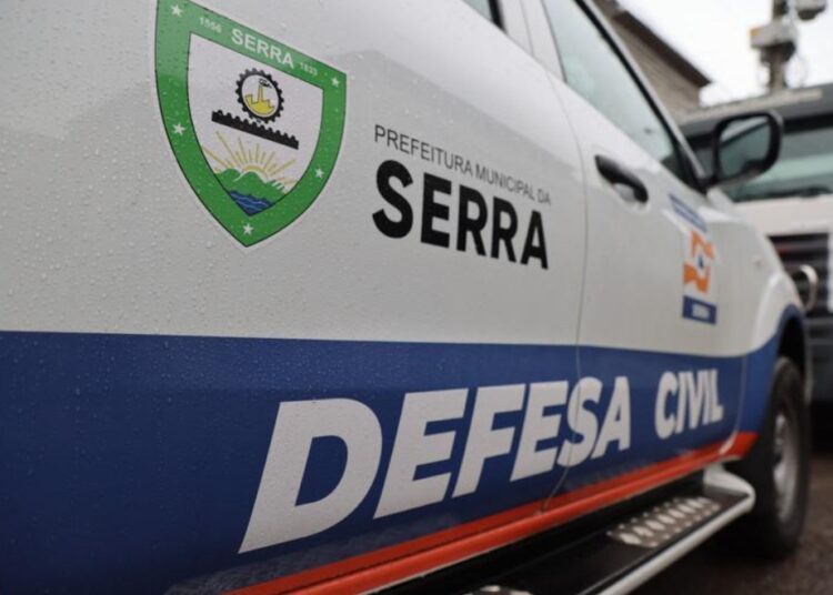 Defesa Civil da Serra alerta para chuvas intensas, ventos fortes e risco de tempestades até domingo (12)