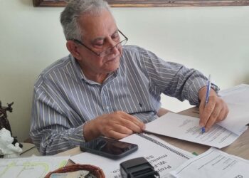Prefeito Enivaldo dos Anjos propõe reajuste de 4,5% para servidores e envia projeto em regime de urgência em Barra de São Francisco