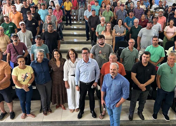 Produtores do Noroeste assinam contratos de crédito de carbono