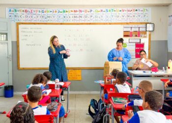 Linhares inicia distribuição de mais de 46 mil kits de higiene bucal em ações de promoção à saúde