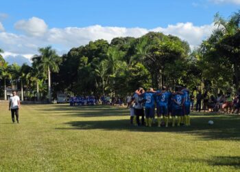 Bola rolando e emoção de sobra: Campeonato Municipal de Futebol Veterano começa com jogos eletrizantes em Nova Venécia