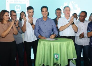Governador Ricardo Ferraço anuncia investimentos em educação infantil e assistência social na Serra
