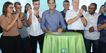 Governador Ricardo Ferraço anuncia investimentos em educação infantil e assistência social na Serra