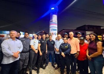 Ricardo Ferraço inaugura equipamento de segurança com botão de emergência em São Mateus