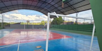 Quadra poliesportiva do Bairro Bonfim recebe reforma geral em Nova Venécia
