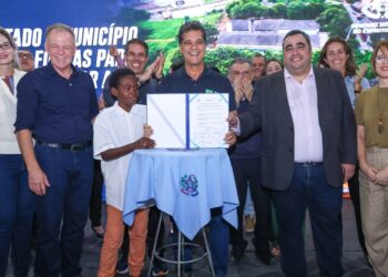 Governo do Estado anuncia R$ 24 milhões em investimentos para reformas, novo centro infantil e modernização de complexo esportivo em Guarapari