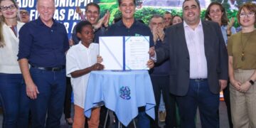 Governo do Estado anuncia R$ 24 milhões em investimentos para reformas, novo centro infantil e modernização de complexo esportivo em Guarapari