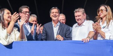 Cariacica recebe quase R$ 50 milhões em investimentos anunciados pelo Governo do Estado durante aniversário da cidade