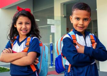 Prefeito Arnaldinho Borgo assina ordem de serviço para ​construção de escola Vila Velha