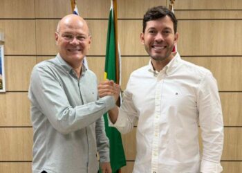 Arnaldinho Borgo entra em período de férias e Cael Linhalis assume interinamente a Prefeitura de Vila Velha