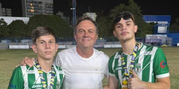 Formados na ASSOPAIS, netos de Osmar Arpini conquistam o Campeonato Capixaba Sub-15 pelo Ibiraçu